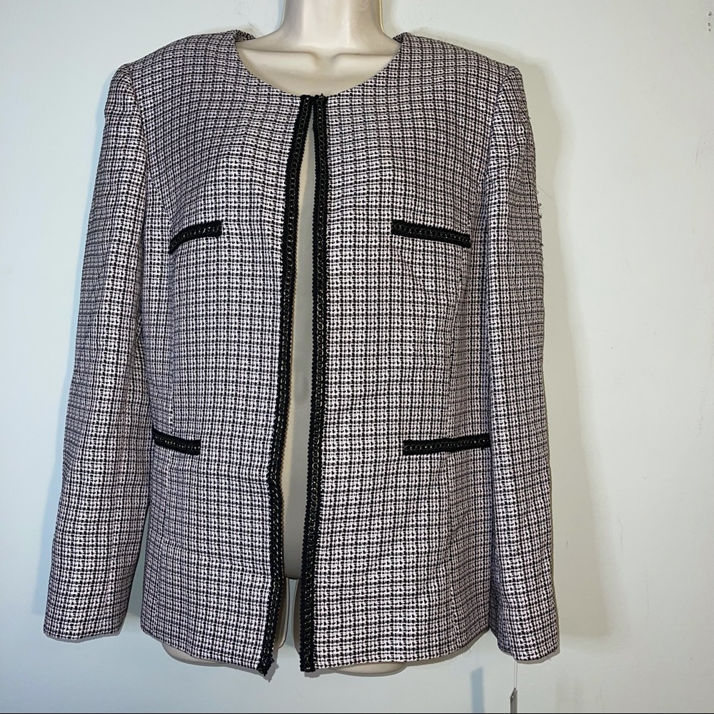 Tahari Tweeted Jacket W/Beautiful Trim Size 16